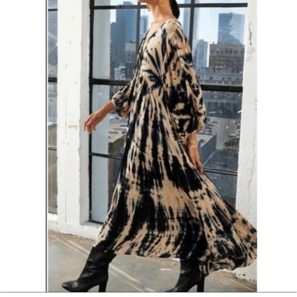 Young Fabulous and Broke Tie Dye Dawn Dress in Dark Green/ Teal and White - Picture 4 of 14